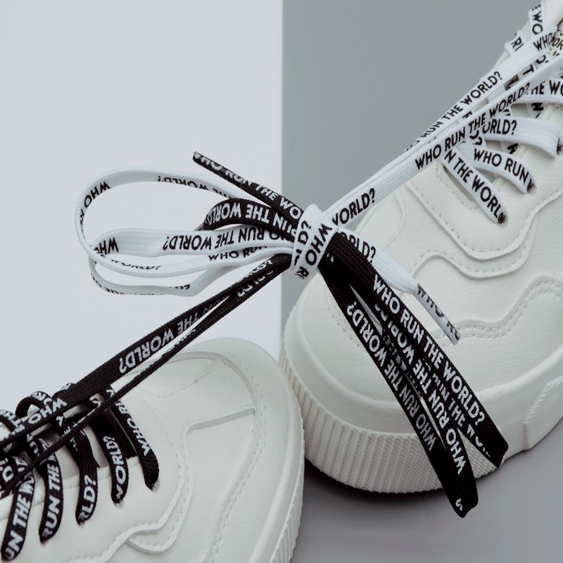 7MM WHO RUN THE WORLD Text Silk Screen Printing Plain Shoelaces White Black Draw Laces Men Women
